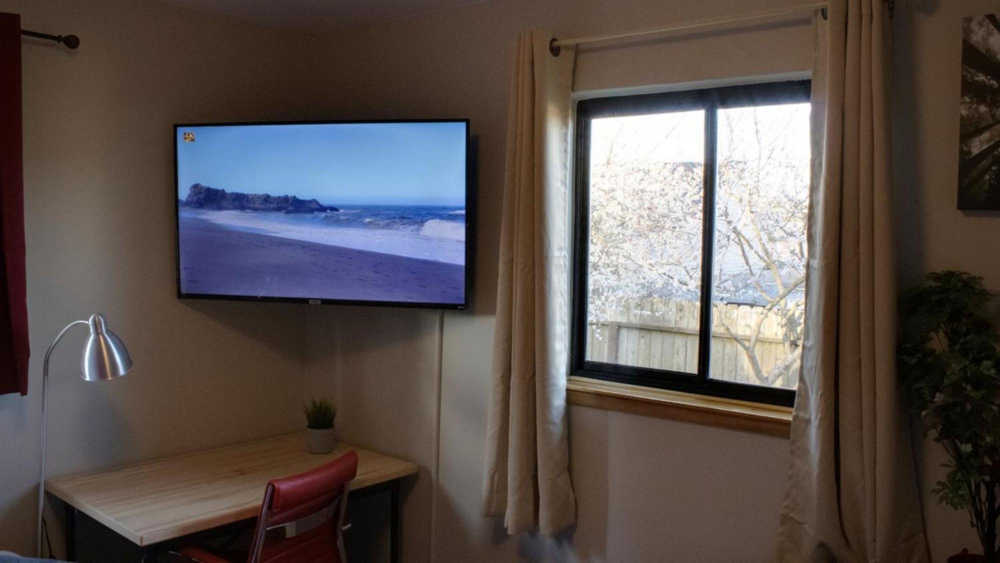 Private Home - Playground, Jumping Mat, Bbq, Darts, Firepit, Gazebo, 4 Smart Tvs, White Cotton Bedding, - The Redwood Cul-De Sac Beach Retreat Кресент-Сіті Екстер'єр фото