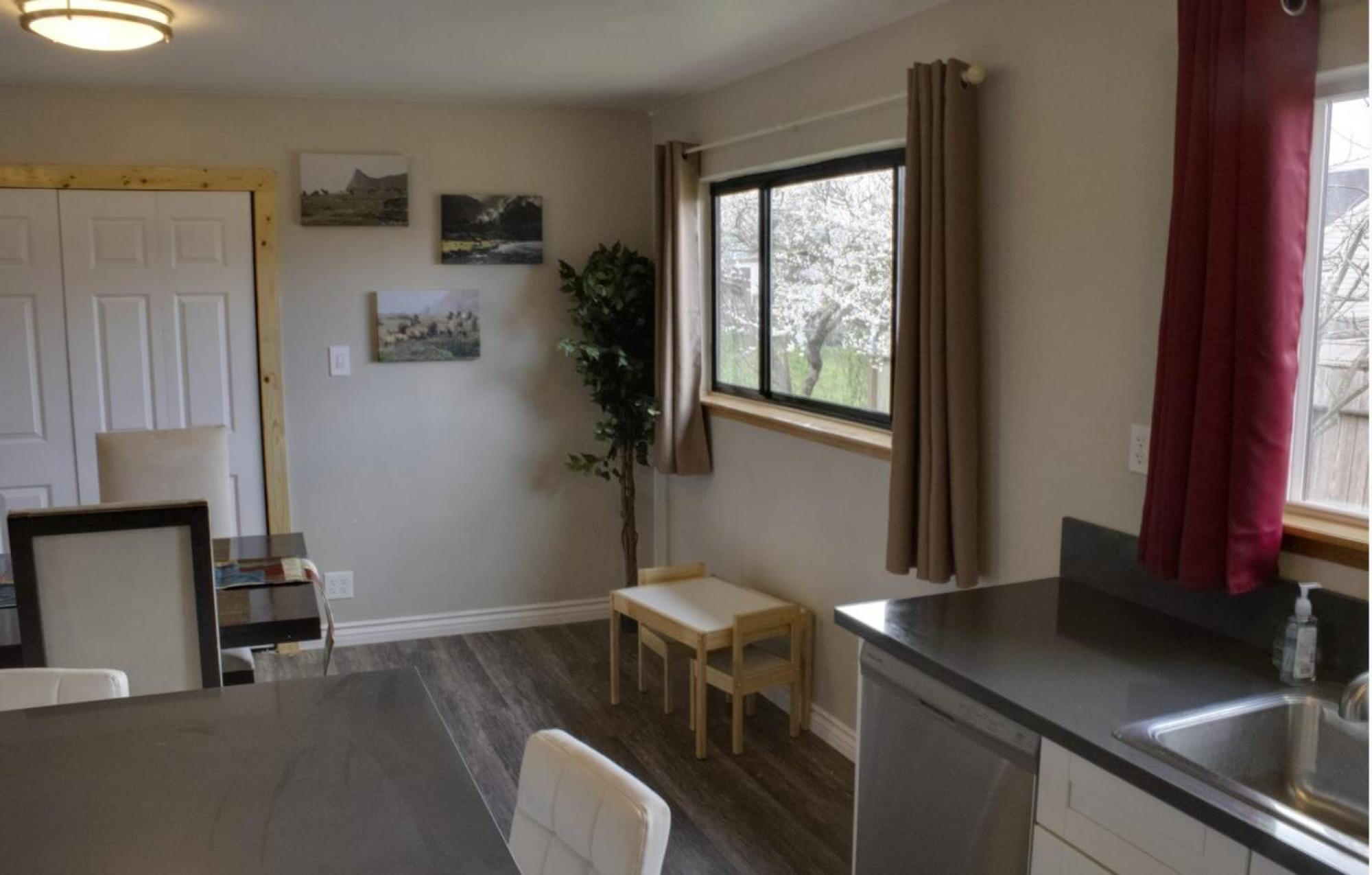 Private Home - Playground, Jumping Mat, Bbq, Darts, Firepit, Gazebo, 4 Smart Tvs, White Cotton Bedding, - The Redwood Cul-De Sac Beach Retreat Кресент-Сіті Екстер'єр фото